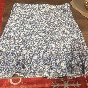 Summerhaus mini skirt size Large. Stretchy so could fit a Medium.